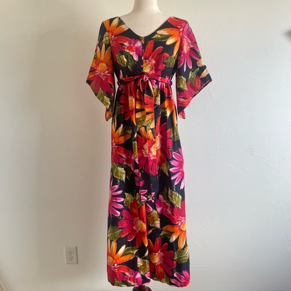 Jenelle of California Vintage Floral Jumper - Picture 1 of 11